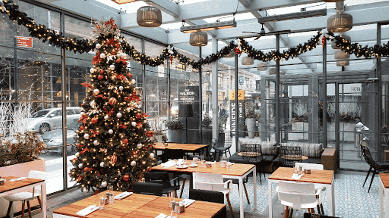 Christmas decorations by Neave Group event decorating company in New York City